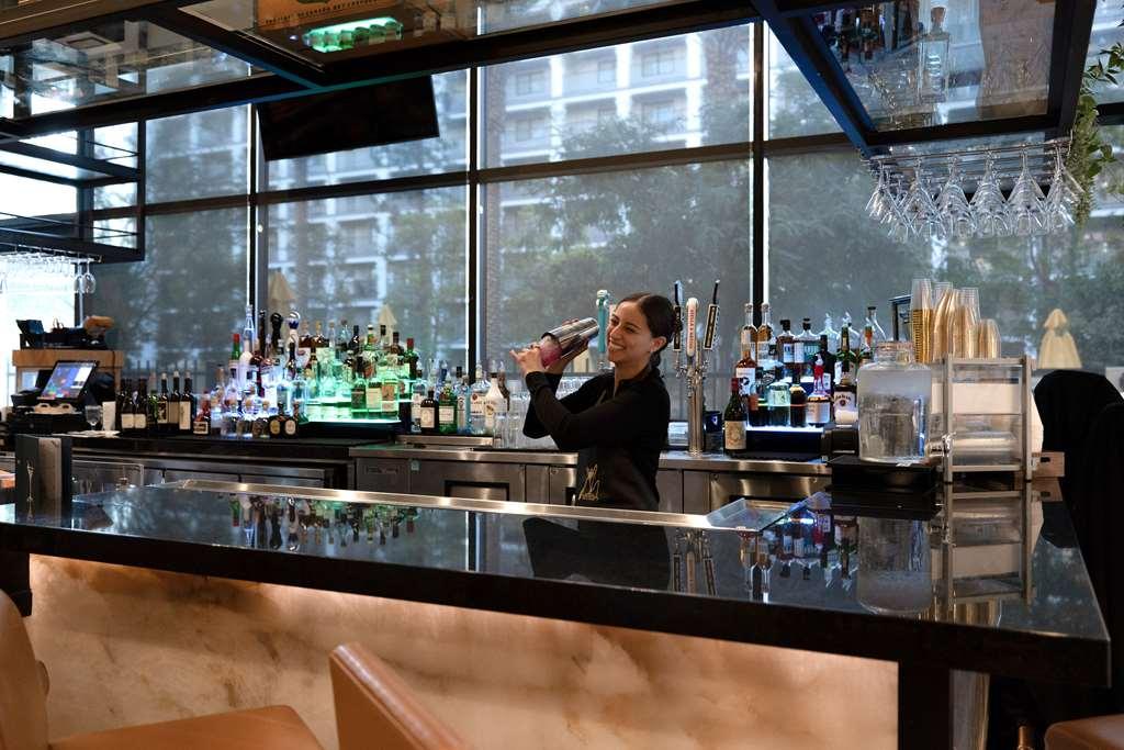 Home2 Suites By Hilton Anaheim Resort レストラン 写真